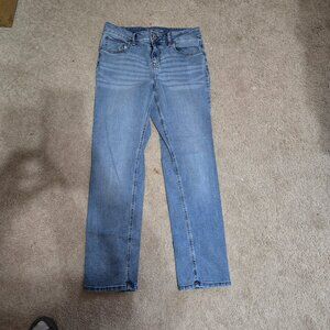 Maurices Midrise Jeans Mid Rise. Size 4 Short